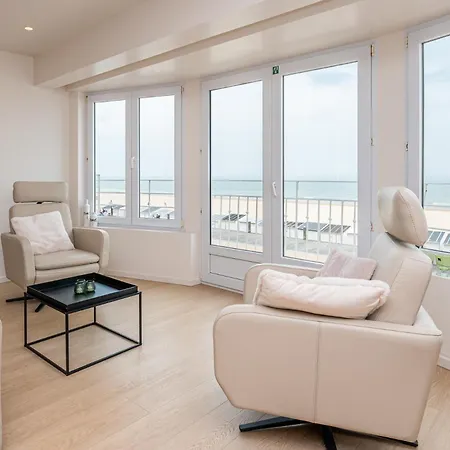 Luxurious Sea View With 3 For 6 * 오스텐드